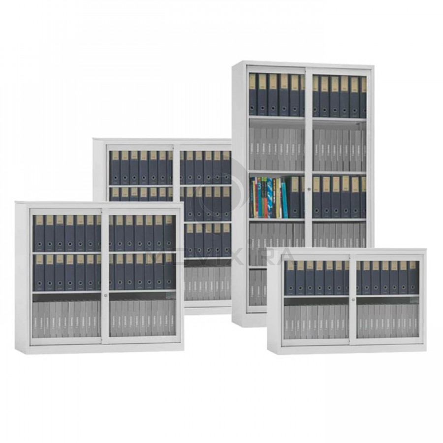 Armário com Portas em Vidro