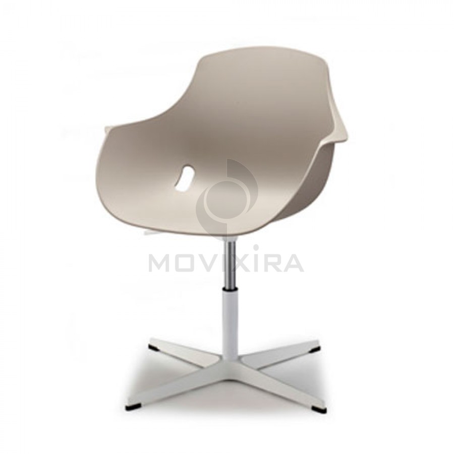 Cadeira em Plástico Base 4 raios Goa